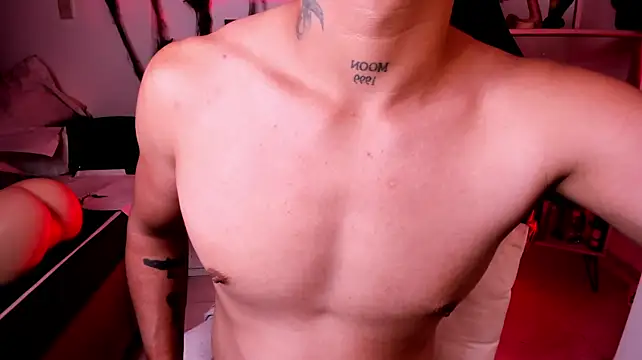 LiamDeeps লাইভ XXX চ্যাট