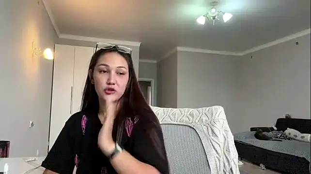 Evrin's Live XXX Chat