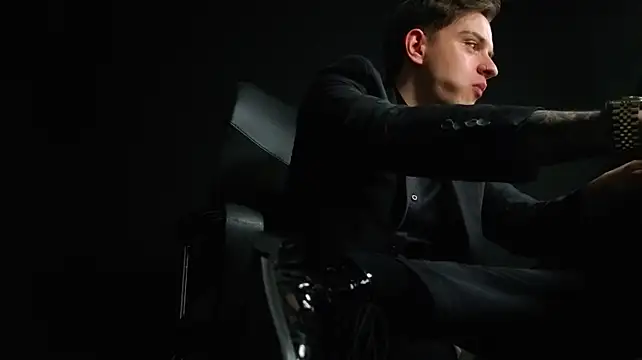 FelixStarkk élő XXX-chatje