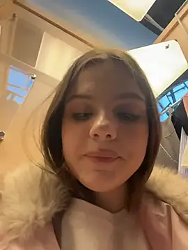 Lunabelle_ Adlı Modelin Canlı XXX Sohbeti