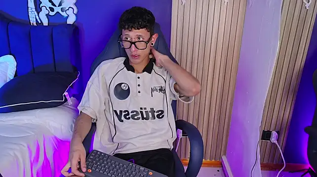 Chat +18 de Only_Dko_ ao vivo