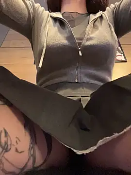 Holly_Play Chat XXX in diretta