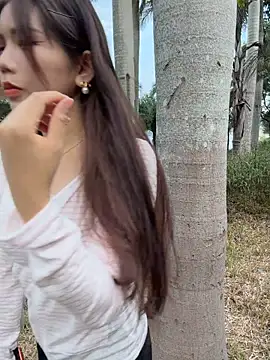 Chatroom XXX en direct de Selenaaaaa-