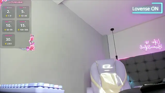 scarletcherry18のライブXXXチャット