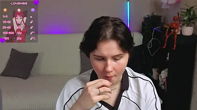 TaraEva 即時 XXX 聊天
