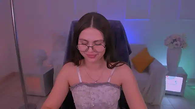 XXX chat uživo modela MissTessaGlow
