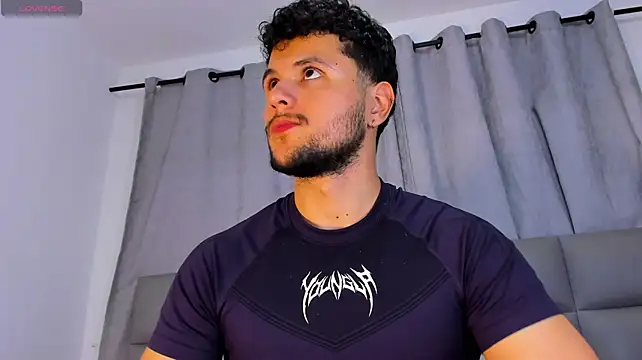 دردشة ApoloKlein الجنسية المباشرة