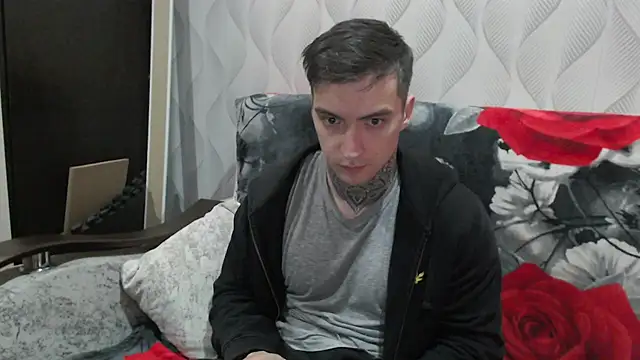 this_is_andy – Naživo XXX chat