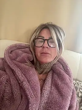 Velvet-DesireXX Live XXX-Chat