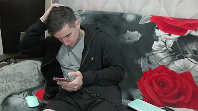 this_is_andy's Live XXX Chat