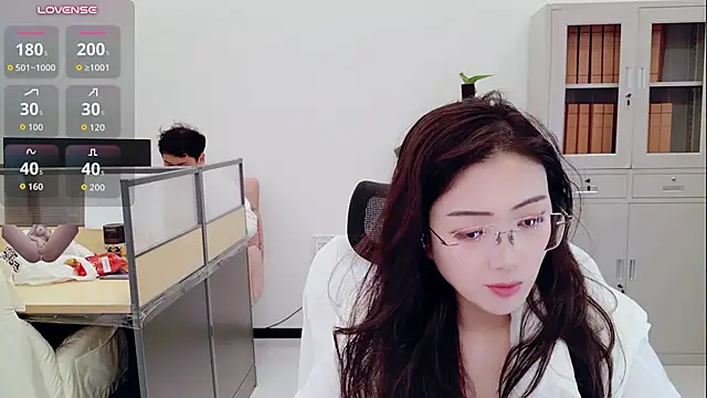 Živý XXX chat yangyang-777