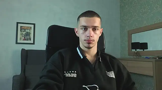 XXX chat uživo modela KaydenDrew