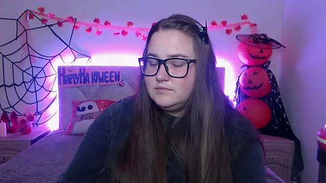 Онлайн чат XXX XX_Daniella_XX