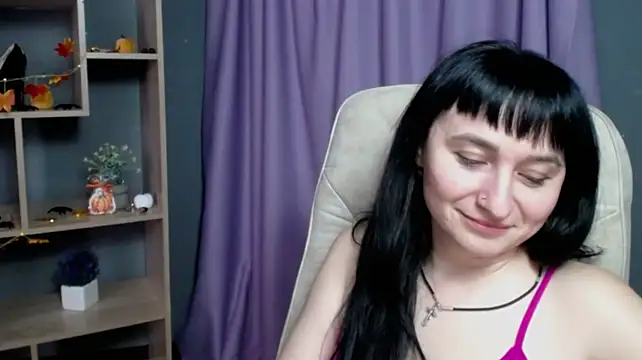 NinaFlawlees' Live XXX Chat