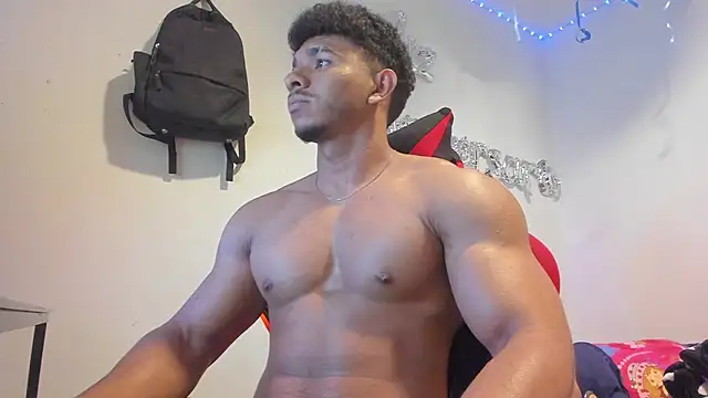 Chat +18 de Jayden_VanceJS ao vivo