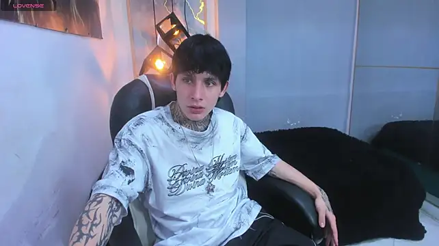 XXX chat uživo modela Cry_thereal