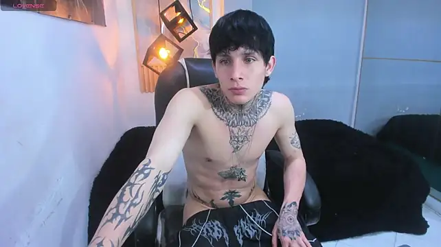 Czat XXX na żywo – Cry_thereal