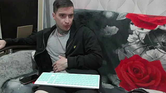 Онлайн чат XXX this_is_andy