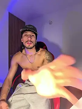 rafael_stone11 লাইভ XXX চ্যাট