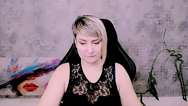 Djullia – Live XXX-chat