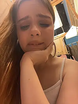 Chat +18 de Lunabelle_ ao vivo