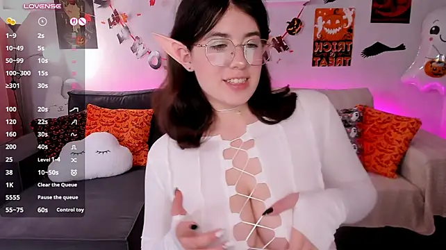 BellaCaress Live XXX-chat
