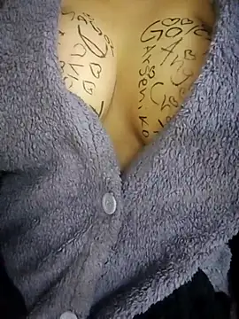 Chatroom XXX en direct de CherryDerry
