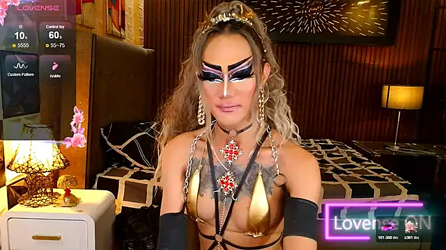 HorseCockDivine live XXX chat