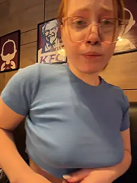 XXX chat uživo modela SlavicCandy