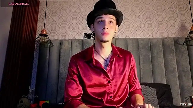 isaacblaze_n Live XXX chat