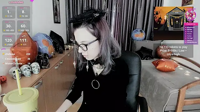 MiniLysii Chat XXX in diretta