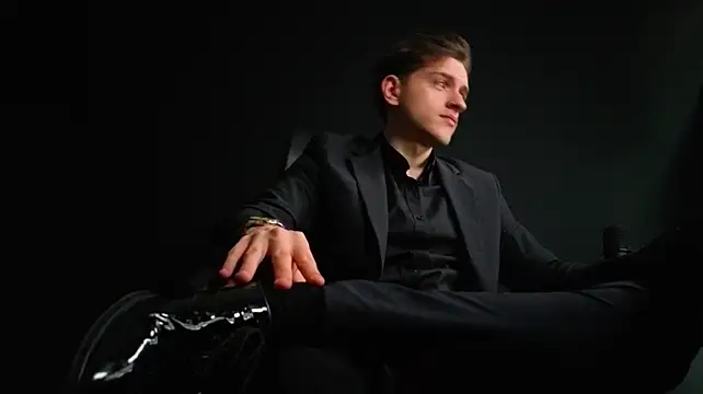 FelixStarkk live XXX chat