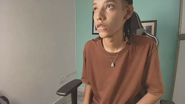 Drake_cum23 Obrolan Langsung XXX