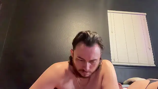 Онлайн чат XXX hungandcloudy