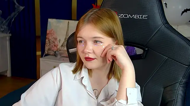 ElinaVale Chat XXX in diretta