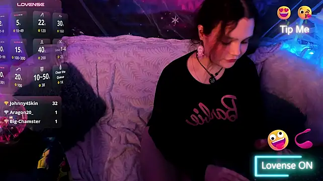 Chat +18 de Lincy_Parker ao vivo