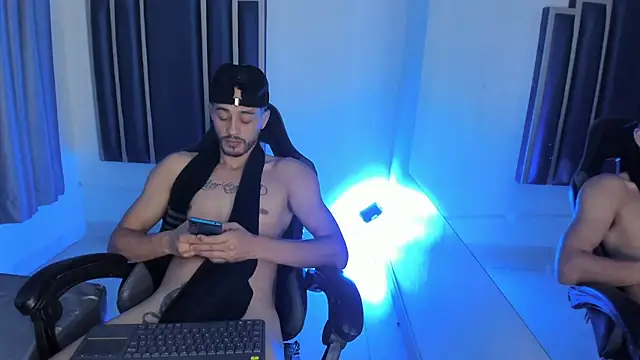 Damiam_23: απευθείας συνομιλία ΧΧΧ