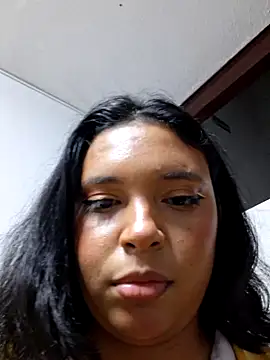 XXX chat uživo modela Emmaa_Lexx