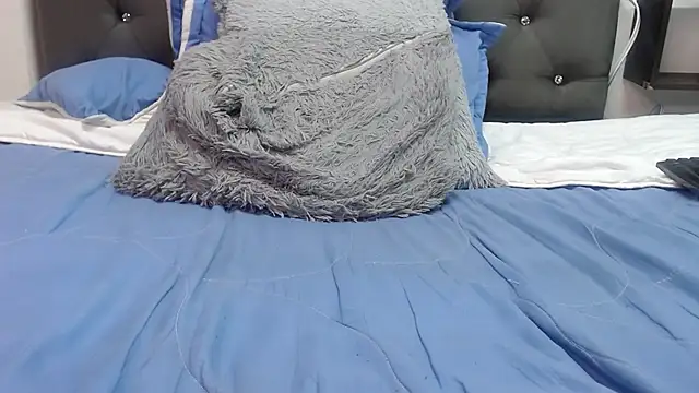 poseidon_latino's Live XXX Chat
