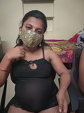 Reenakarthick's Live XXX Chat