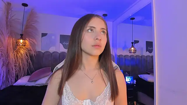 kely_morgan Adlı Modelin Canlı XXX Sohbeti