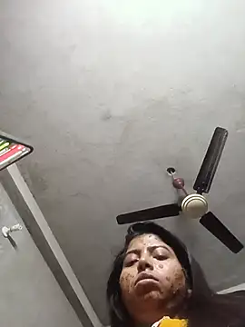 ratri893 라이브 XXX 채팅