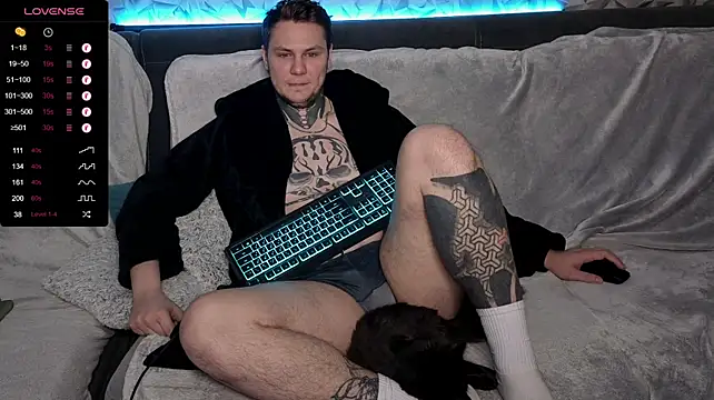 Lechery_boy élő XXX-chatje