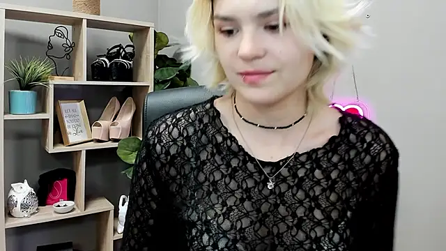 Chatroom XXX en direct de SweetLilyxo