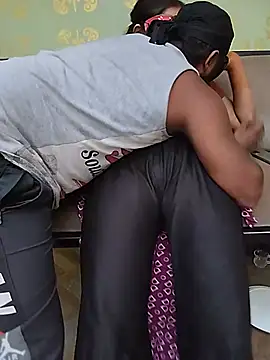 PUNJABICOUPLE09 – Naživo XXX chat