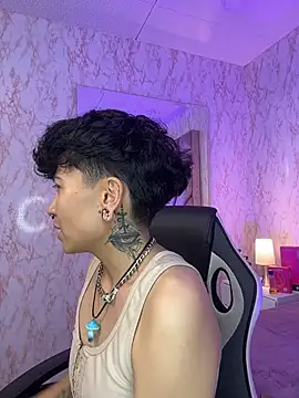 Chat XXX ao vivo de ian_mathias_