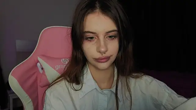 evvaavve Chat XXX live