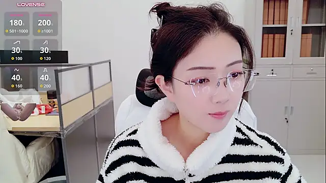 yangyang-777 Live XXX-Chat
