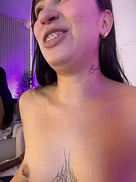 CristalCollins_のライブXXXチャット