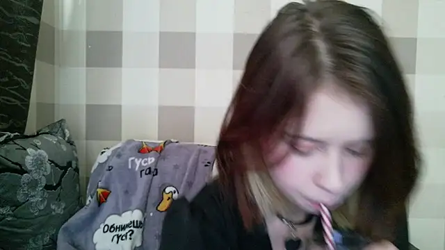 Živý XXX chat Caramel_Whisper